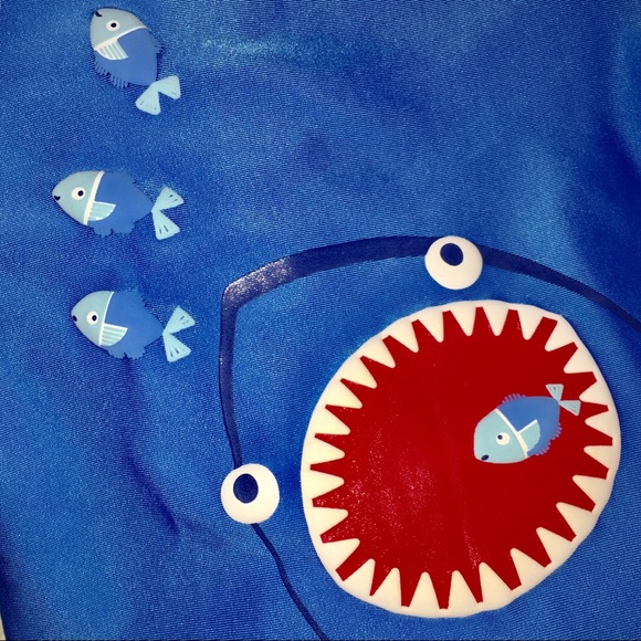 UVSkinz Shark Rash Guard Matching Trunks 2T - Picture 5 of 16